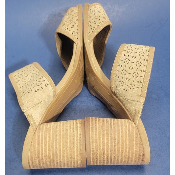 Tommy Hilfiger Slacked block heels Tan Platform Sandals SZ 10M opentoe - Picture 7 of 11